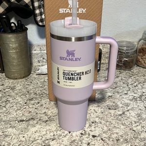 THE QUENCHER H2.0 FLOWSTATE™ TUMBLER (SOFT MATTE) | 40 OZ